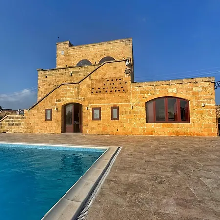 D'aragona Windmill Għajnsielem
