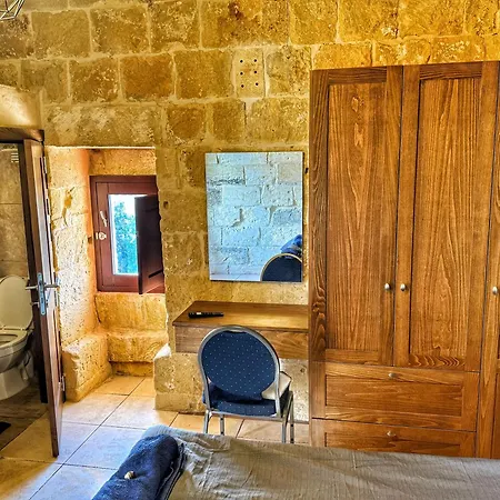 Bed and Breakfast D'aragona Windmill